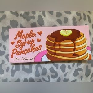 Too faced maple syrup eyeshadow pallet